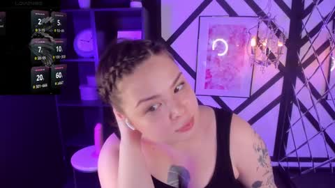 Woman online show from 20, 2, 2025