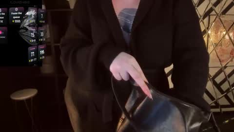 Woman online show from 9, 3, 2025