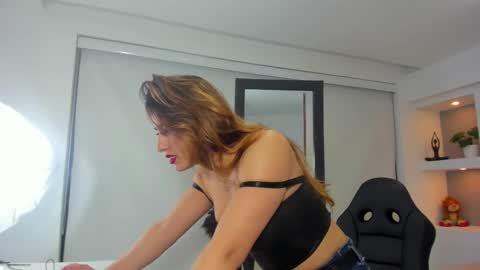 Maya online show from 24, 9, 2025