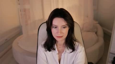 Maya  Follow me online show from 23, 10, 2025