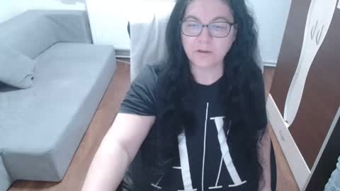 Maya online show from 31, 3, 2026