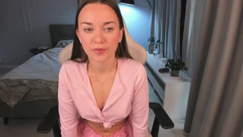Maya online show from 28, 5, 2026