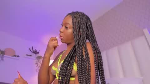 Snapshot of mayacardenas chatting on 11, 2, 2025 Maya online show from 11, 2, 2025