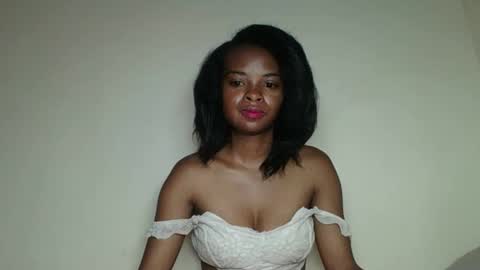 mayalabelle online show from 1, 12, 2025