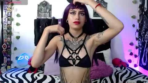 Snapshot of mayaredd chatting on 18, 9, 2025 mayaredd online show from 18, 9, 2025