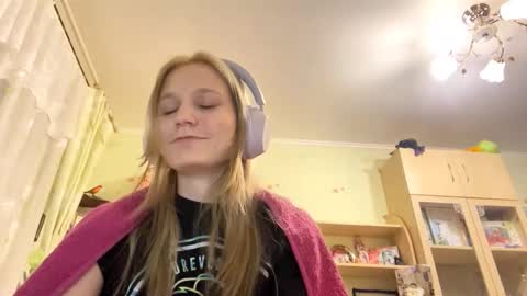 Lola online show from 25, 9, 2025
