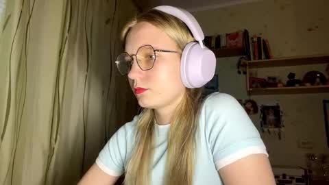 Lola online show from 27, 9, 2025