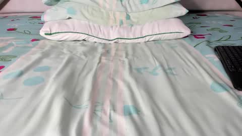 Maybelline69 online show from 24, 11, 2025