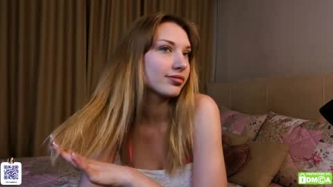 Nika - its my first day here online show from 31, 5, 2026