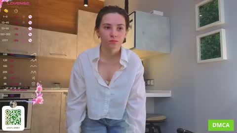 Snapshot of maydacarls chatting on 12, 10, 2025 My name Casey online show from 12, 10, 2025