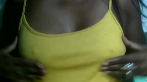 Snapshot of mayolu586 chatting on 15, 5, 2026 Maya online show from 15, 5, 2026