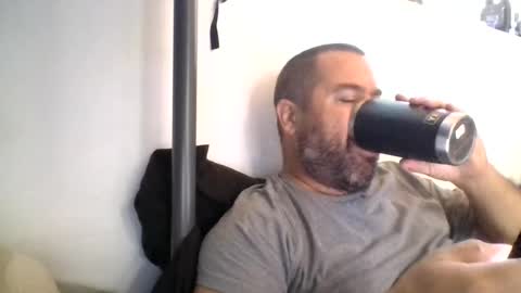 Dad bod 43 online show from 17, 7, 2026