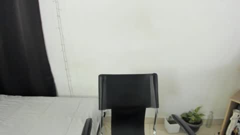 mazikeen_18 online show from 10, 9, 2025