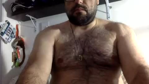 Snapshot of mbotve chatting on 7, 7, 2026 VzlaMan online show from 7, 7, 2026