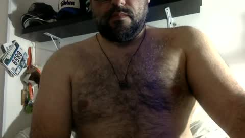 Snapshot of mbotve chatting on 7, 7, 2026 VzlaMan online show from 7, 7, 2026