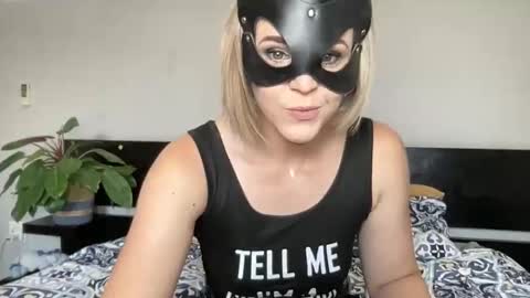 Snapshot of mc_bunny chatting on 10, 2, 2026 Kyla Wifey and Shaun online show from 10, 2, 2026