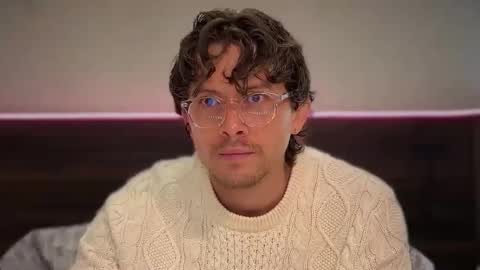 Snapshot of mcklister69 chatting on 23, 3, 2026 mcklister online show from 23, 3, 2026