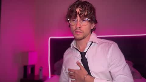 Snapshot of mcklister69 chatting on 24, 3, 2026 mcklister online show from 24, 3, 2026