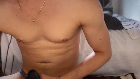 Snapshot of mcklister69 chatting on 10, 4, 2026 mcklister online show from 10, 4, 2026