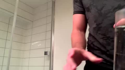 Snapshot of mcr8080 chatting on 28, 12, 2024 mcr8080 online show from 28, 12, 2024