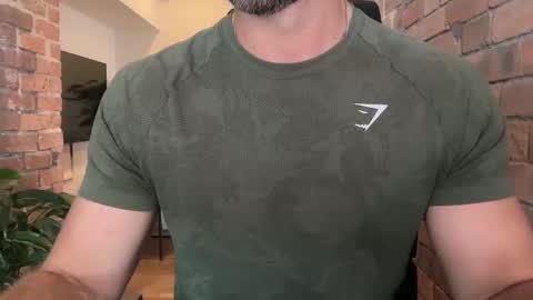 Snapshot of mcr8080 chatting on 14, 9, 2025 mcr8080 online show from 14, 9, 2025