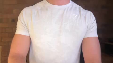 Snapshot of mcr8080 chatting on 23, 12, 2025 mcr8080 online show from 23, 12, 2025