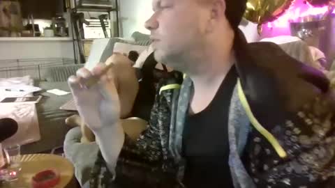 me2283 online show from 8, 2, 2025