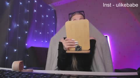 Snapshot of meandmaboy chatting on 1, 12, 2024 Anna online show from 1, 12, 2024