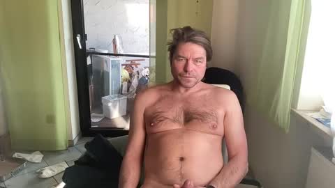 Snapshot of medeinoe chatting on 19, 1, 2025 medeinoe online show from 19, 1, 2025