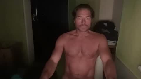 Snapshot of medeinoe chatting on 18, 10, 2025 medeinoe online show from 18, 10, 2025