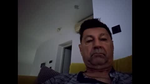 Snapshot of medeni62 chatting on 2, 10, 2025 medeni62 online show from 2, 10, 2025