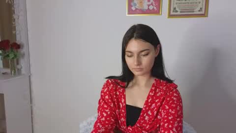 Snapshot of medina_andress chatting on 2, 3, 2025 Dina online show from 2, 3, 2025