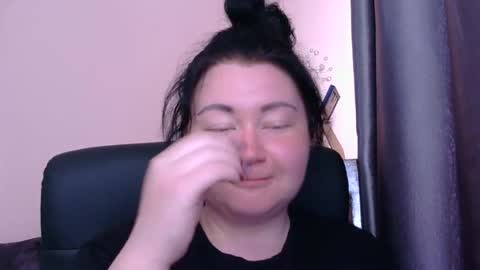 Snapshot of medjik_lool chatting on 16, 6, 2026 Oltereodora-lima online show from 16, 6, 2026