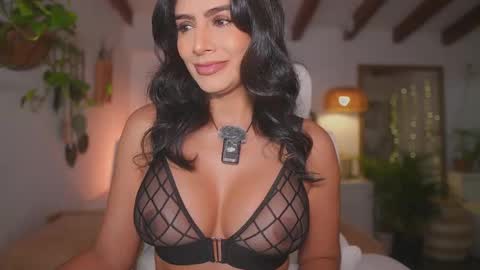 Andrea  online show from 27, 11, 2025