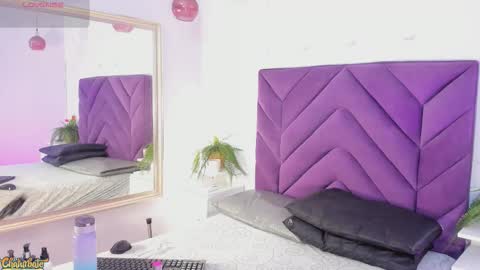 meeganfoox online show from 2, 2, 2026