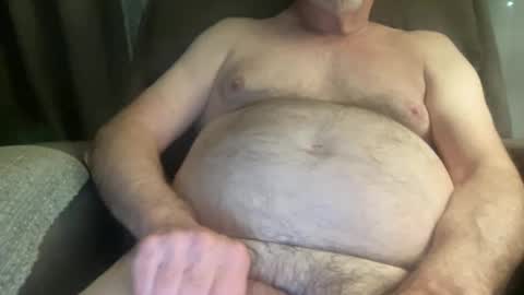 Snapshot of megabigkahuna chatting on 16, 12, 2024 whatever you want it to be online show from 16, 12, 2024