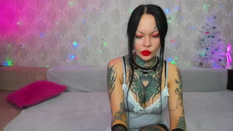 Helena Tuman online show from 29, 12, 2024