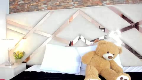     online show from 2, 10, 2025