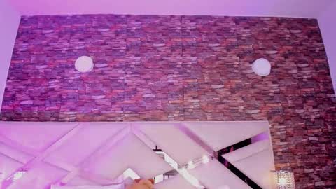     online show from 7, 11, 2025