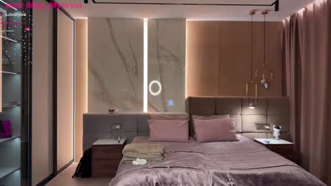 Megan   inst meg myersss online show from 20, 2, 2025