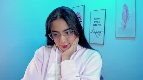 Snapshot of megan_vwv chatting on 8, 12, 2024 megan online show from 8, 12, 2024