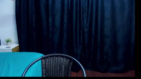 M E G A N   online show from 9, 2, 2025