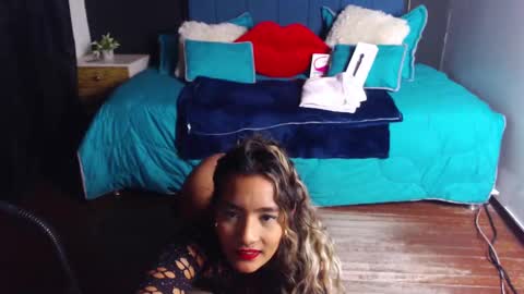 M E G A N   online show from 21, 2, 2025