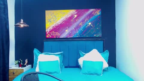 M E G A N   online show from 23, 2, 2025