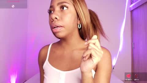 Snapshot of meganbarko chatting on 10, 3, 2025 megan online show from 10, 3, 2025