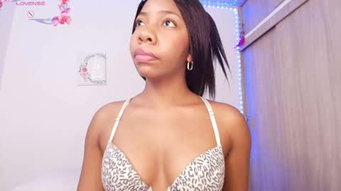 Snapshot of meganbarko chatting on 28, 9, 2025 megan online show from 28, 9, 2025