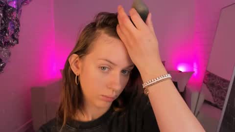 Snapshot of meganclapp chatting on 28, 5, 2026 Megan online show from 28, 5, 2026