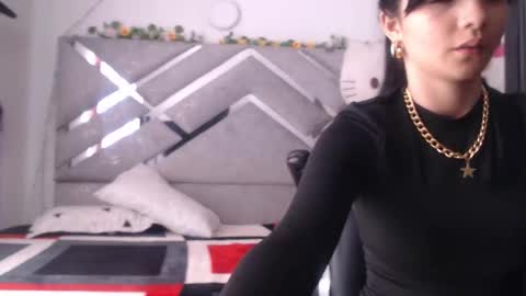 meganfox online show from 27, 10, 2025