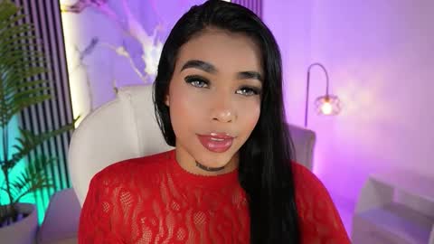 Megan Lowell online show from 26, 11, 2025