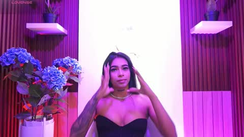 Megan Lowell online show from 13, 2, 2026